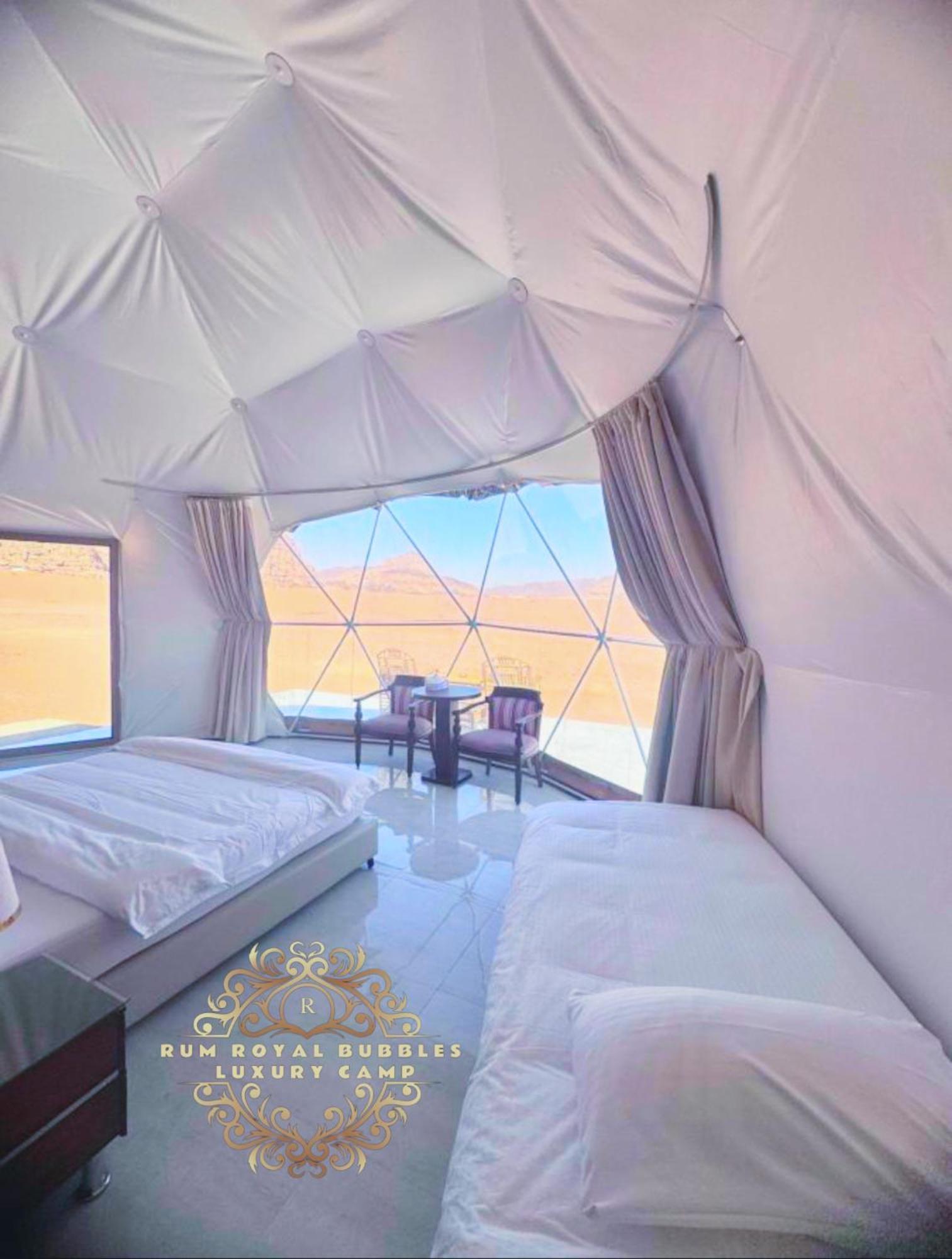 Rum Royal Bubbles Luxury Camp Leilighet Wadi Rum Eksteriør bilde
